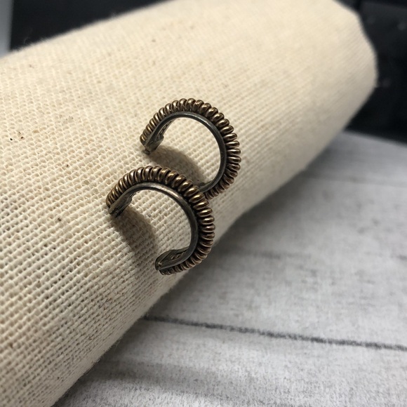 Vintage sterling silver 925 and brass mesh wire textured half hoop earrings. - Picture 3 of 7